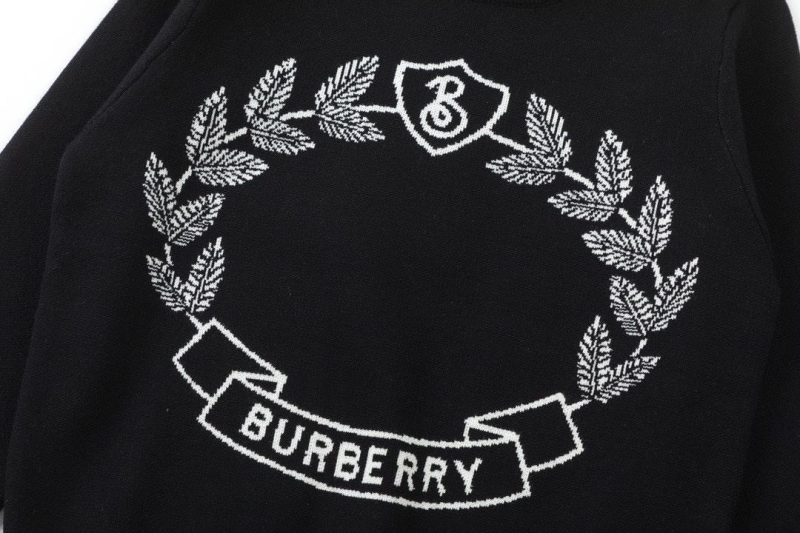 Burberry Sweaters